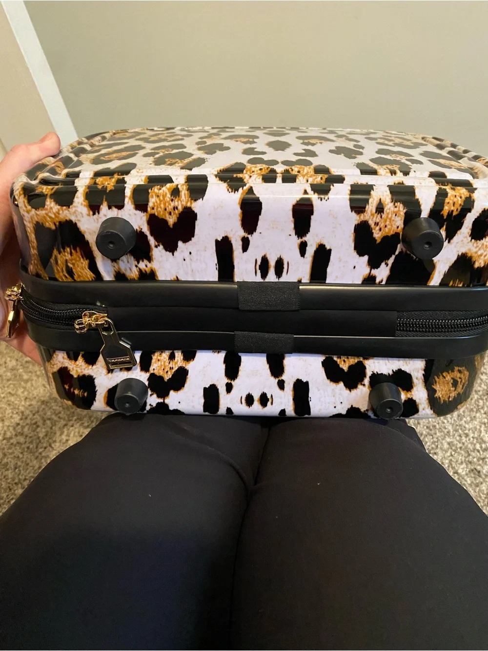 Triforce Elite Performance Travelware Leopard Print Makeup Bag / Suitcase NWT